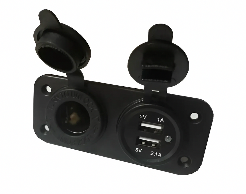 Adaptador Toma 12V + USB x 2